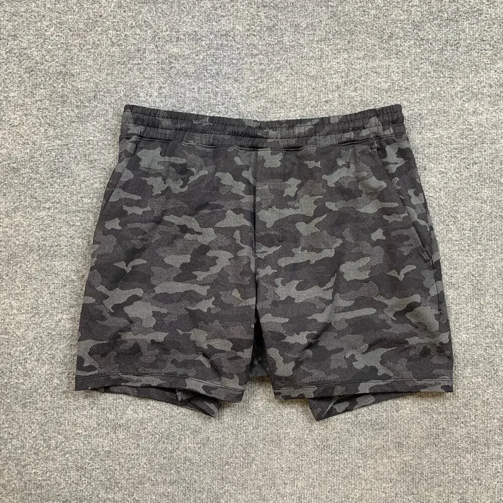 Lululemon Shorts Men L Large Gray Camo Pace Breaker Inner Lined Running Training